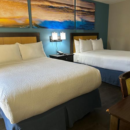 Days Inn & Suites By Wyndham Tampa - Ybor City Extérieur photo